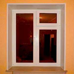 пластиковое окно с форточкой