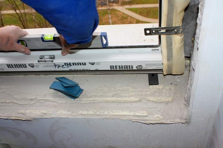 Установка окна по уровню